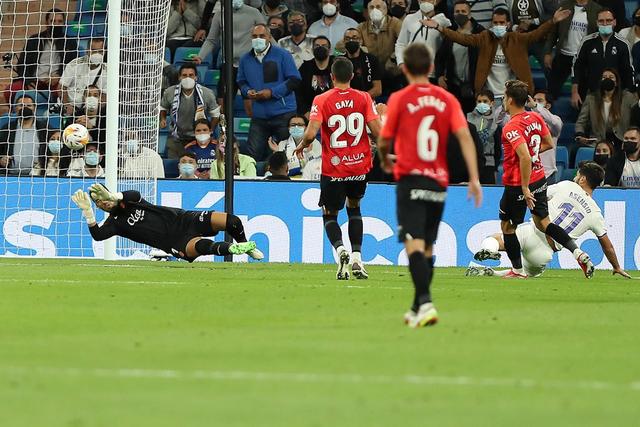 英超-帕尔默双响恩佐破门 切尔西4-3热刺